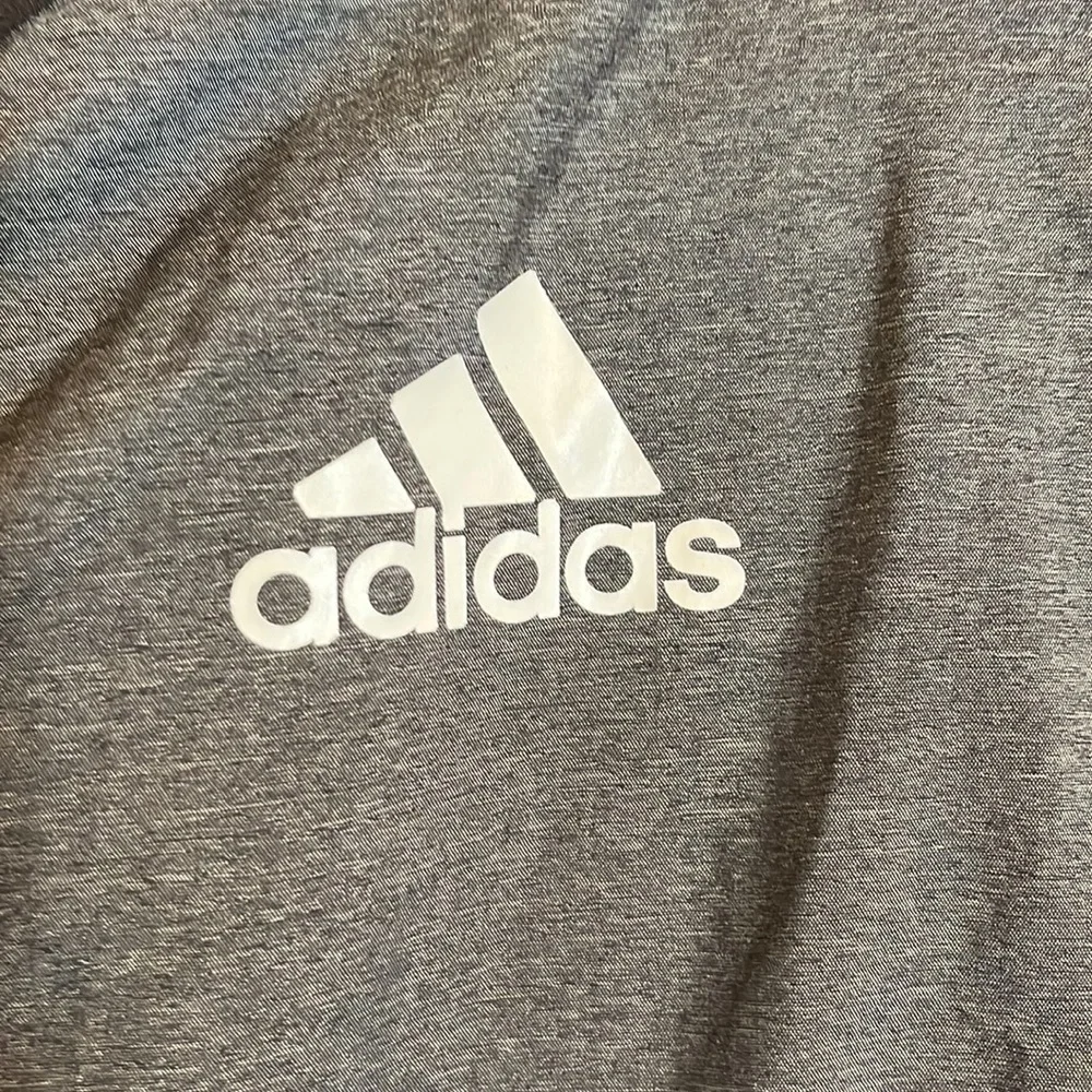 𝅺ADIDAS Hooded Zipper Athletic Jacket